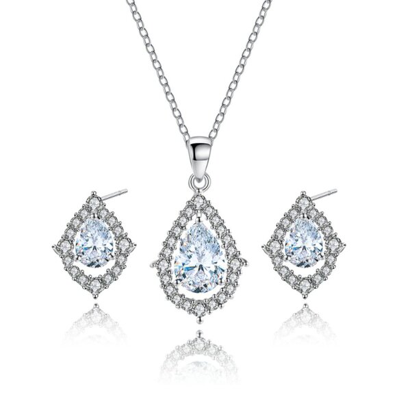 Luxury Necklace and Earrings Set - Picture 5 of 5